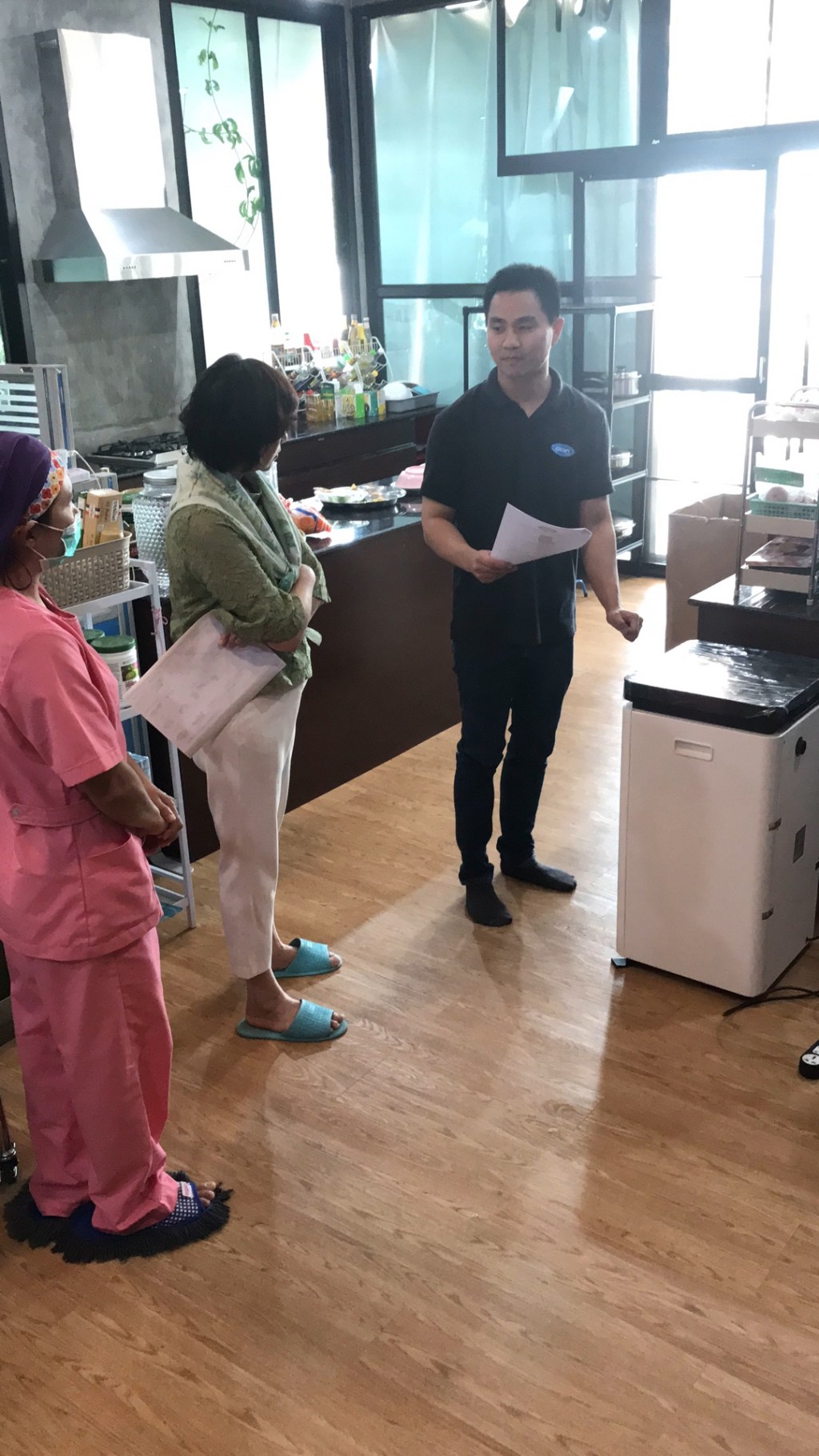 เครื่องกำจัดขยะเศษอาหาร